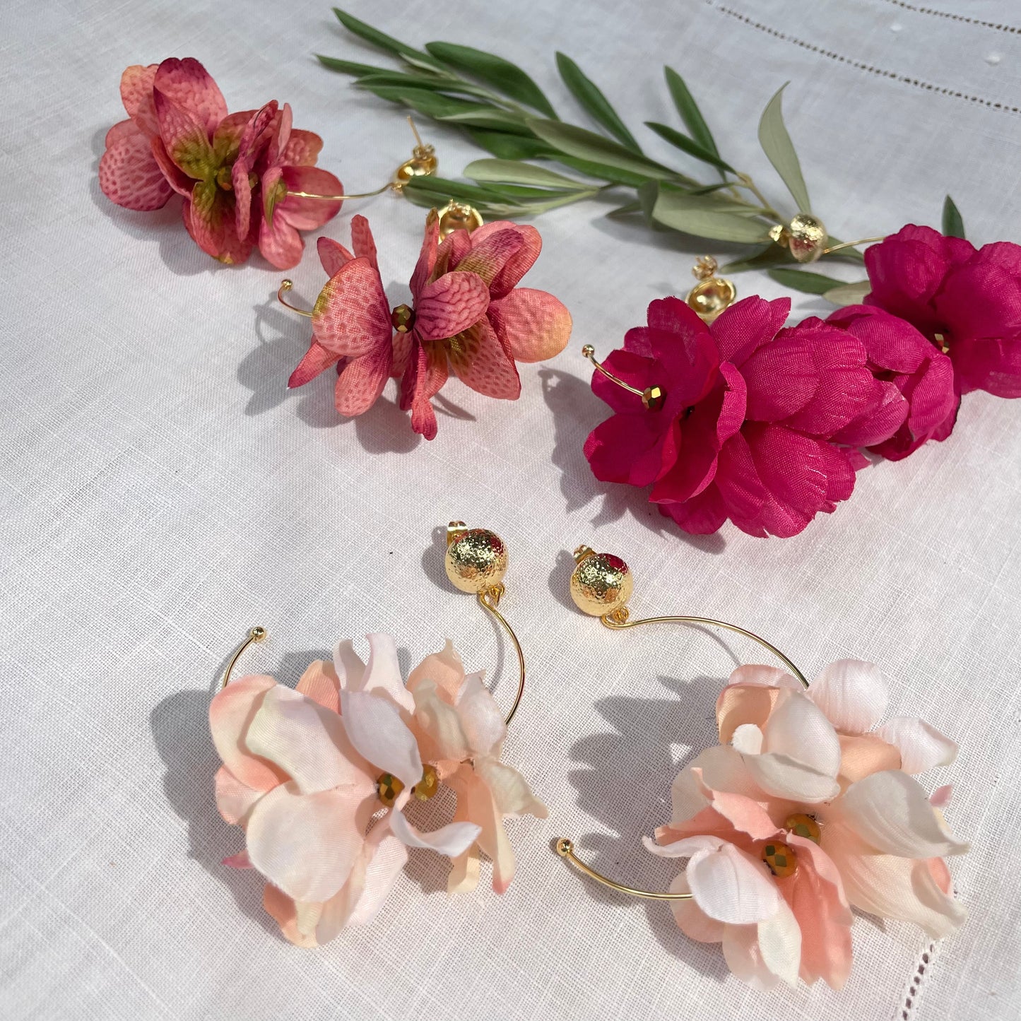 Gertrude's Flower Earrings ( Texture Pink )