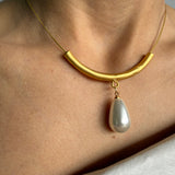 Gold Bar Pearl Necklace – Modern Statement Drop Pendant