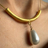 Gold Bar Pearl Necklace – Modern Statement Drop Pendant