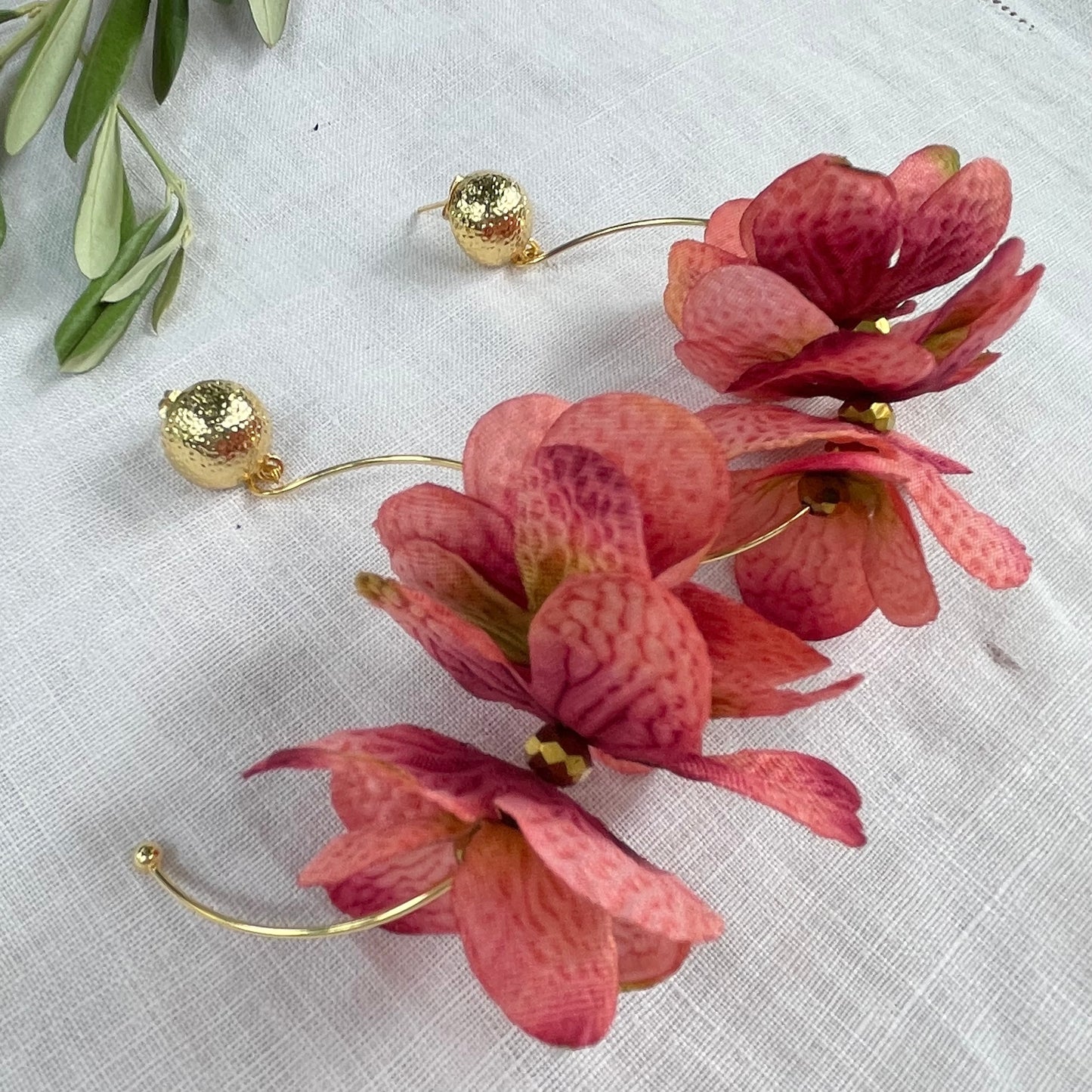 Gertrude's Flower Earrings ( Texture Pink )