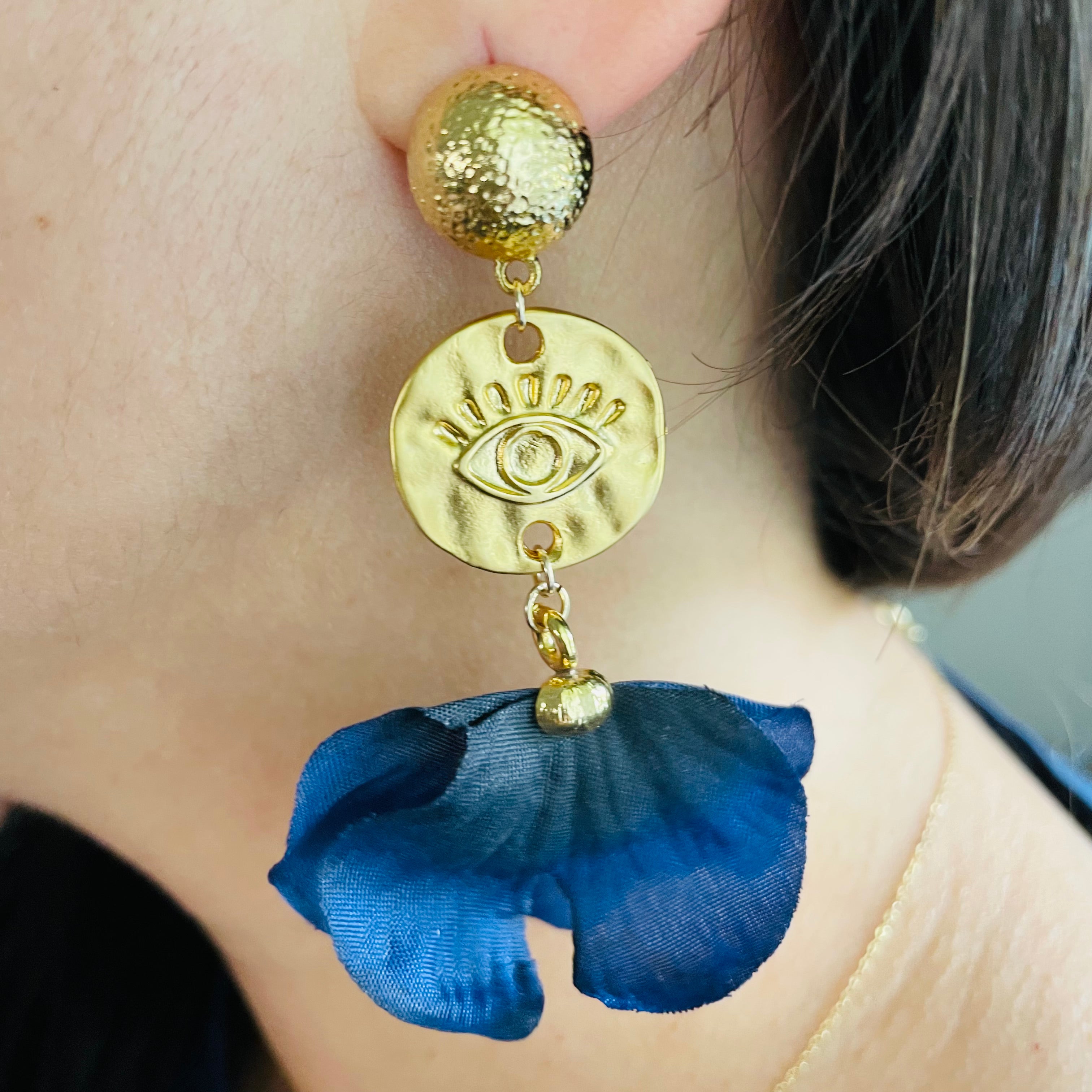Ary's Earrings ( Blue )
