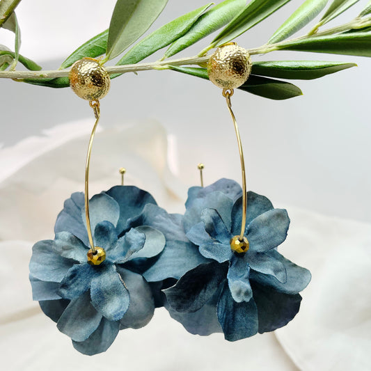 Gertrude's Flower Earrings ( Denim Blue )